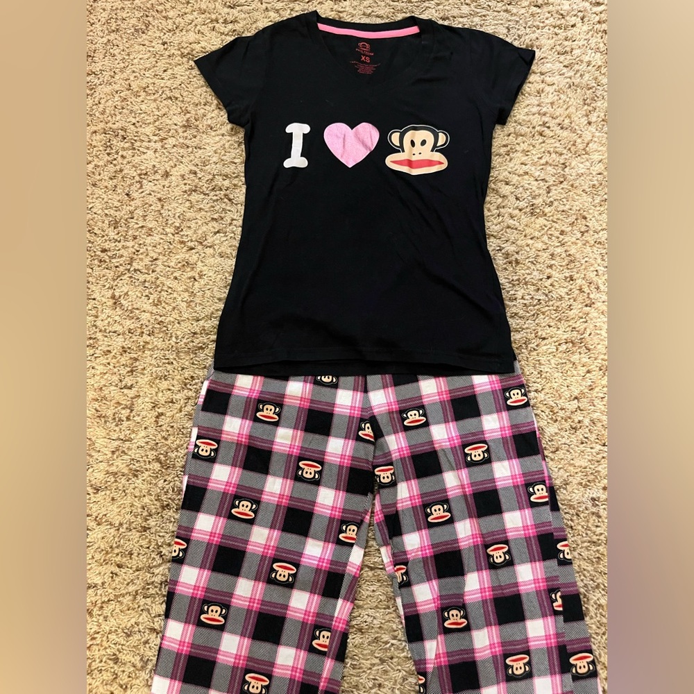 Paul Frank black and pink pajamas. Size XS.